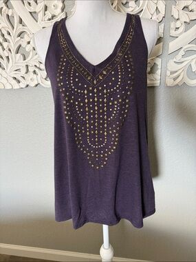 Knox Rose Purple V-Neck Tank with Gold Stud Embellishment